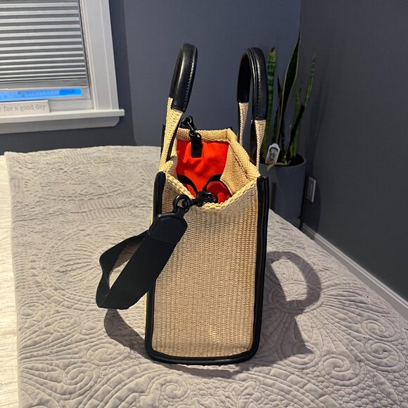 Marc Jacobs New Season Medium Tote Bag - Picture 2 of 5